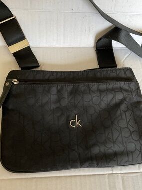Clavin Klein Cross body bag